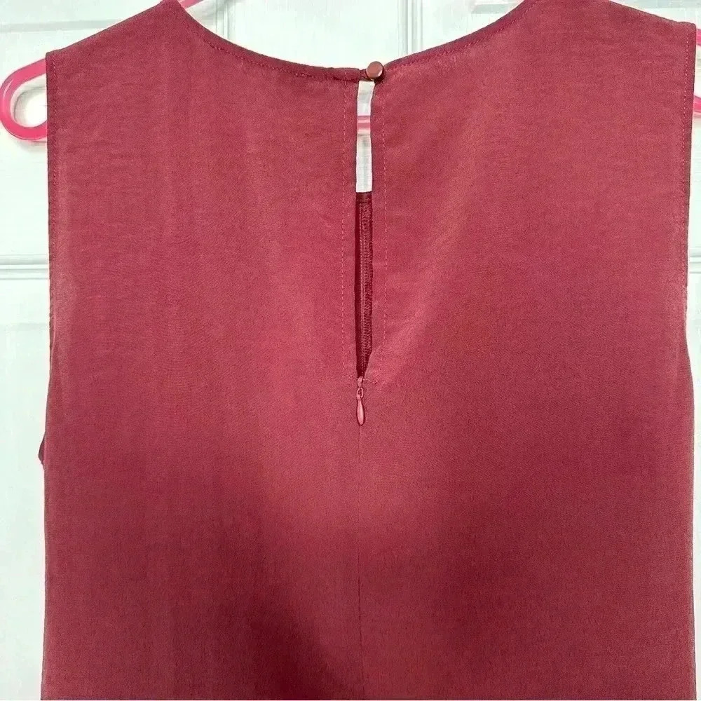 Suzy Shier Blouse Sleeveless Cross Front Burgundy Size Large - Picture 11 of 16